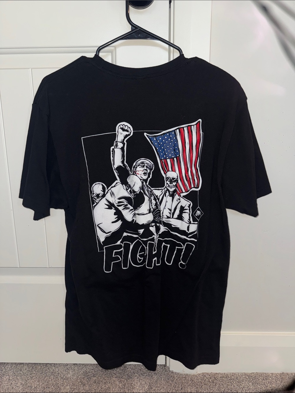 Men's DARKHORSE Black Graphic 'Fight!' T-Shirt with American Flag Sold Out